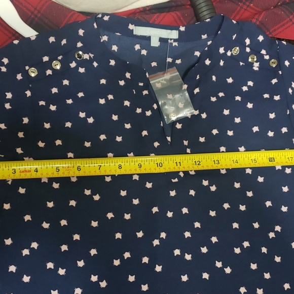 Blouse - Picture 7 of 8